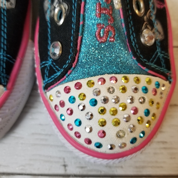Skechers Twinkle Toes Light Up Heart Jeweled Canvas Sneakers - Picture 5 of 13